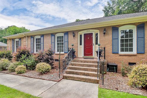 3304 Chilham Pl, Charlotte, NC, 28226-3000 | Card Image