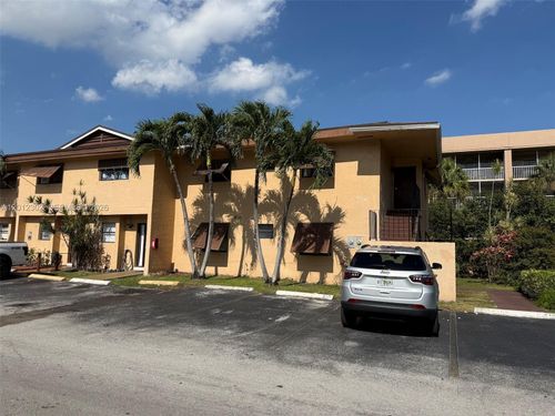 109-6850 Nw 173rd Dr, Hialeah, FL, 33015 | Card Image