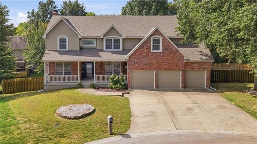 1005 Royal Ct, Belton, MO, 64012-4211 | Card Image