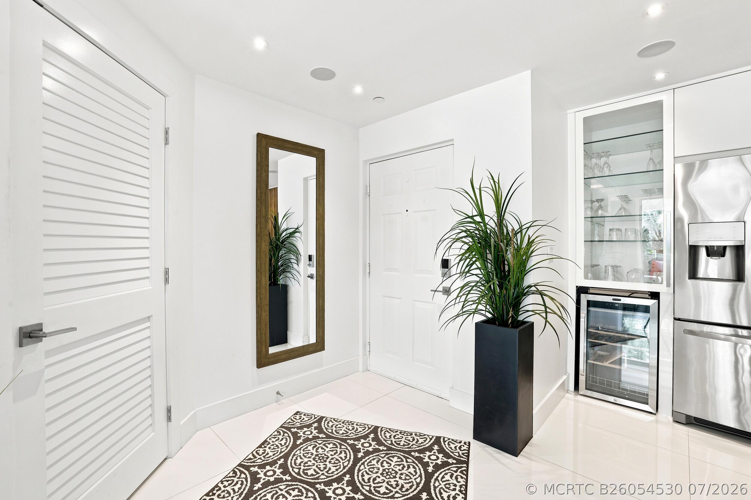 Residential in Sunny Isles Beach 3