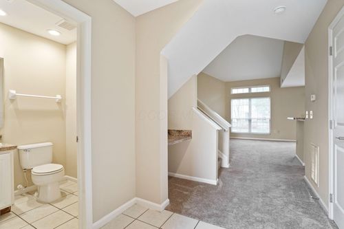 5303 Wilcox Rd, Dublin, OH, 43016-8744 | Card Image