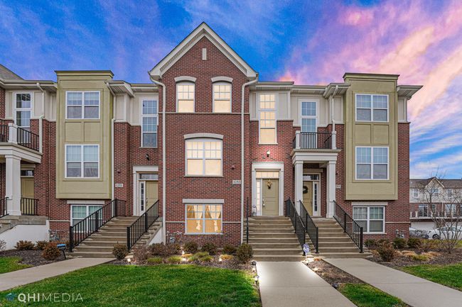 1253 Danforth Ct, Townhouse with 3 bedrooms, 3 bathrooms and 2 parking in Vernon Hills IL | Image 4