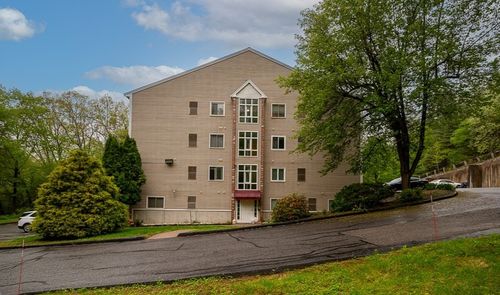 apt-303-44 Maria Ave, Southbridge, MA, 01550-3061 | Card Image