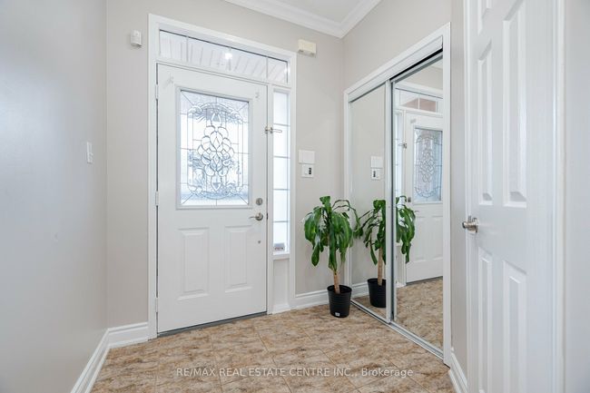 1016 Mccuaig Dr, House other with 4 bedrooms, 4 bathrooms and 2 parking in Milton ON | Image 6