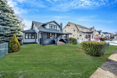 2357 Rockwood Ave, Baldwin, NY, 11510-3036 | Card Image