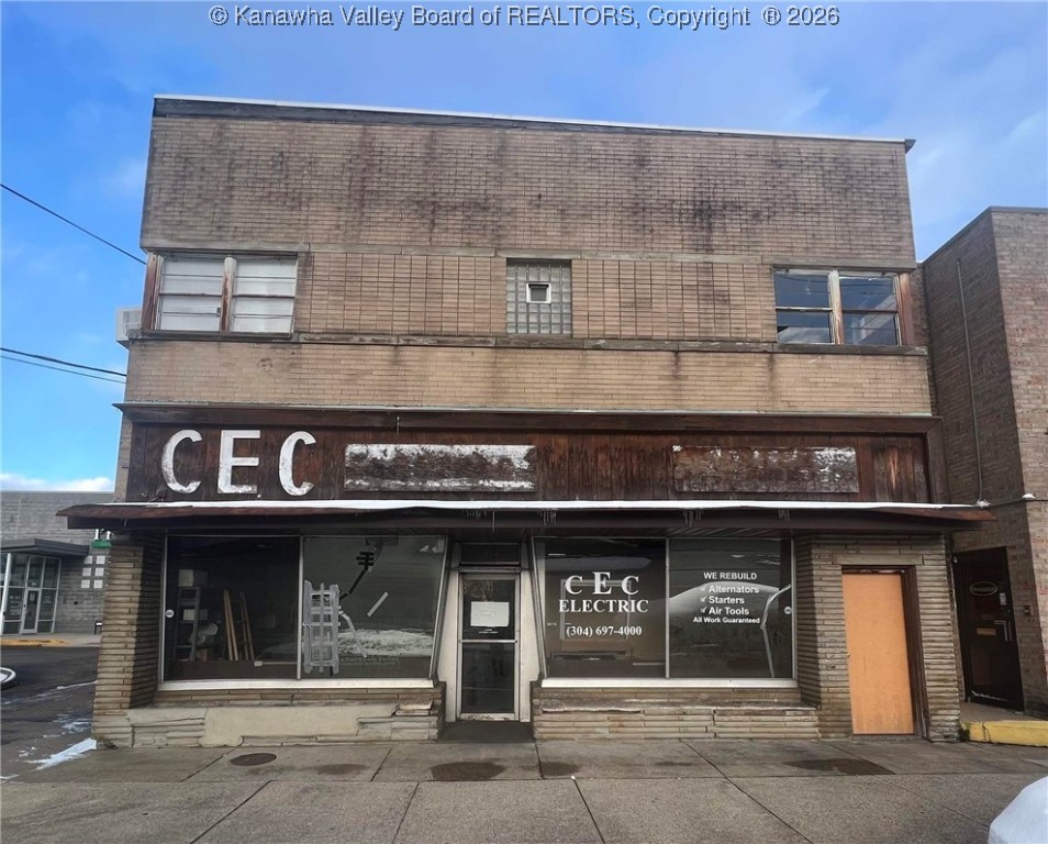 824 20Th St, Huntington, WV 25703