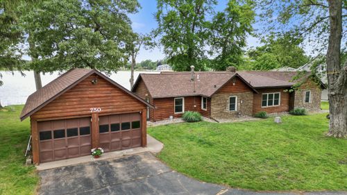 750 Country Club Dr, Battle Creek, MI, 49015-3652 | Card Image