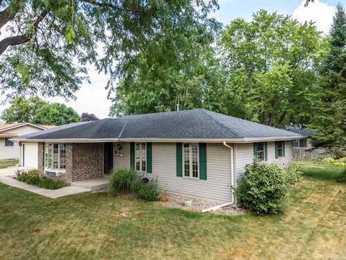 842 N Wright Road, JANESVILLE, WI, 53546 | Card Image