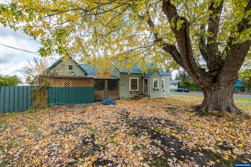 4711 Herrin Rd Ne, Salem, OR, 97305-3622 | Card Image