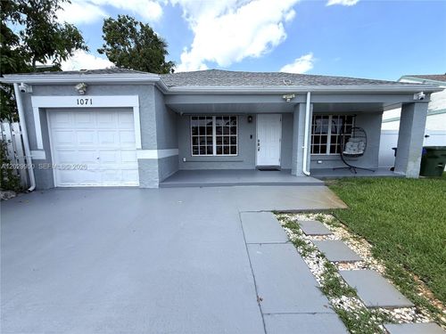 1071 Sw 86th Ave, Pembroke Pines, FL, 33025-5300 | Card Image