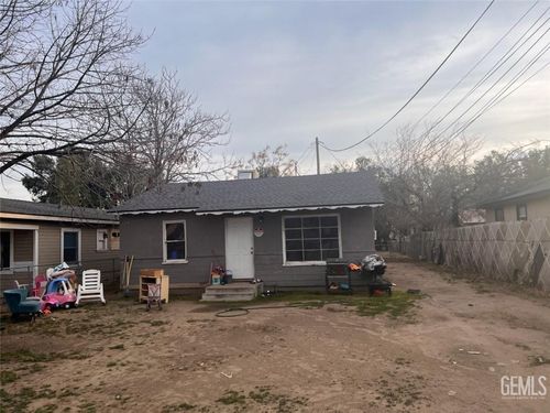2117 Kentucky St, Bakersfield, CA, 93305 | Card Image