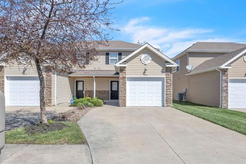 5215 Amy Ct, Saint Joseph, MO, 64506-3453 | Card Image