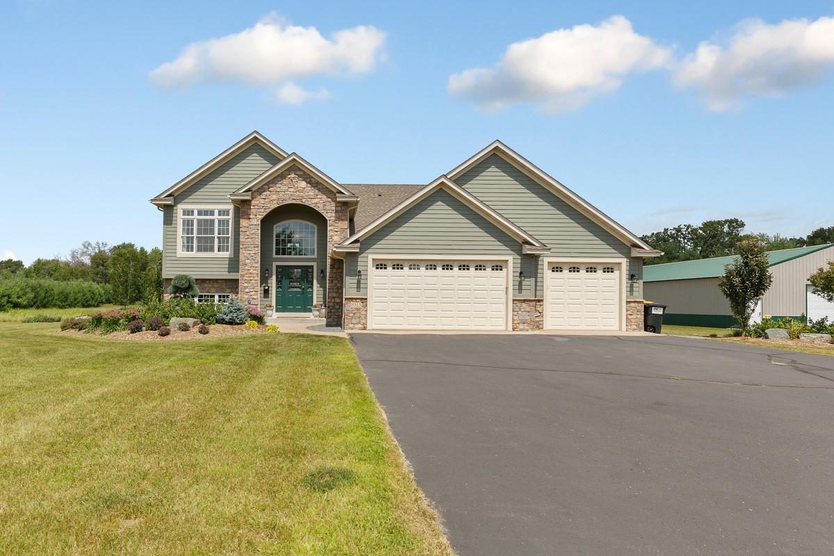 Ryan Lake Dr, Stacy, MN 55079
