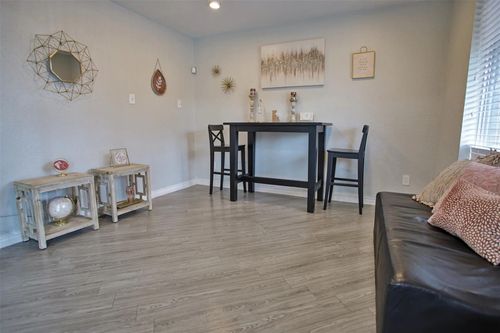 511b-2700 S Dairy Ashford Rd, Houston, TX, 77082-2322 | Card Image