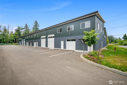 a104-2900 Peace Portal Dr, Blaine, WA, 98230-8015 | Card Image