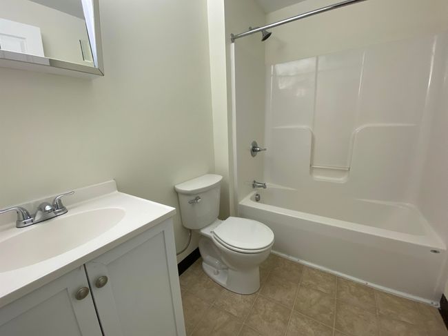APT-6 - 4 Martin St, Condo with 1 bedrooms, 1 bathrooms and null parking in Derry NH | Image 15