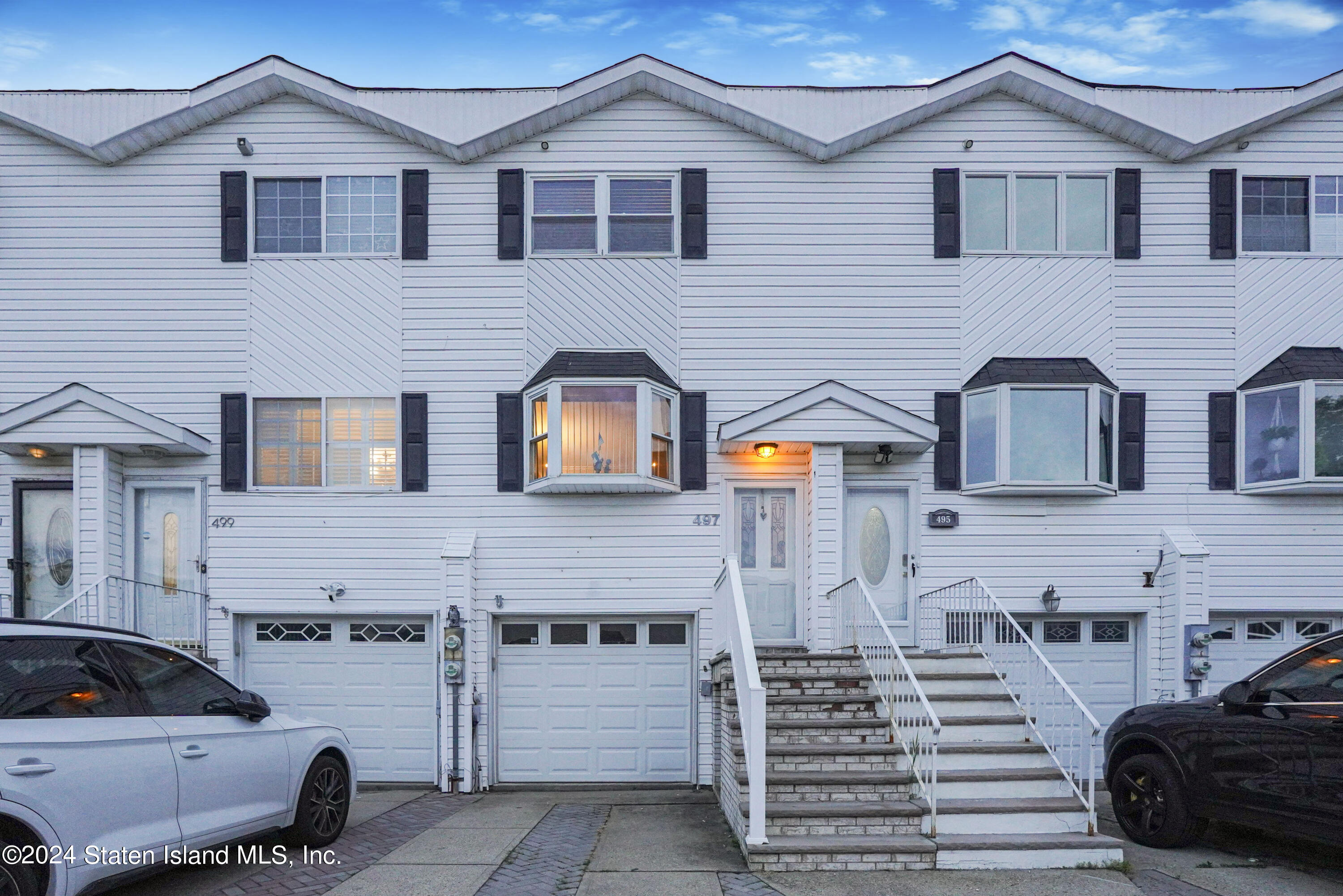 Medina St, Staten Island, NY 10306