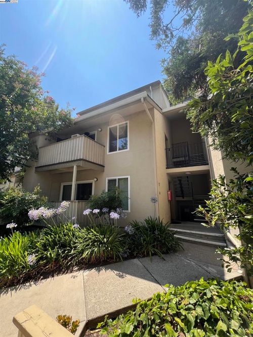apt-57-2712 Oak Rd, Walnut Creek, CA, 94597-7839 | Card Image