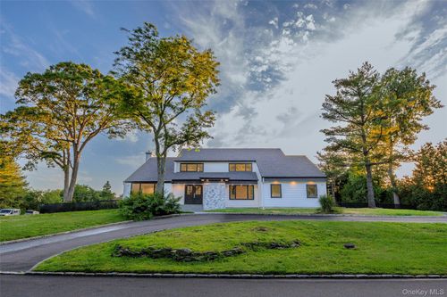 6 Clearmeadow Ct, Woodbury, NY, 11797-1110 | Card Image