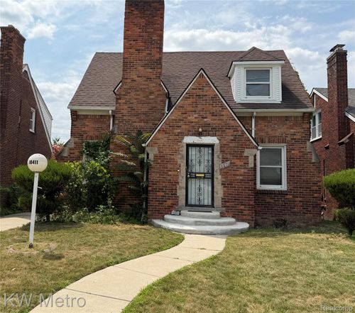 18411 Snowden St, Detroit, MI, 48235-1361 | Card Image