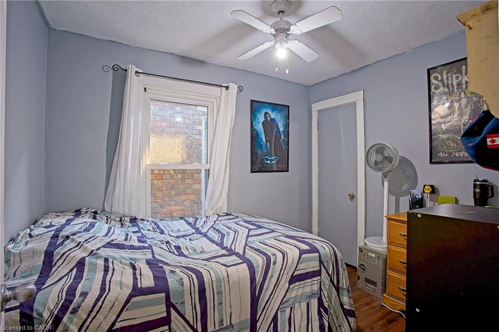 Residential in Hamilton 4