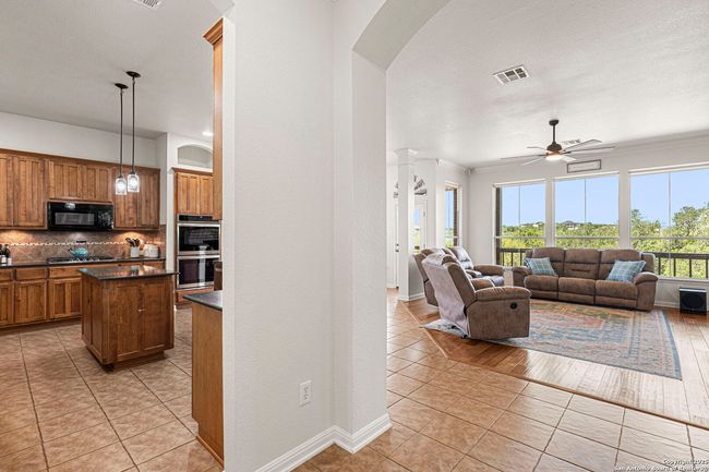 151 Player Rdg, House other with 4 bedrooms, 3 bathrooms and null parking in Spring Branch TX | Image 4