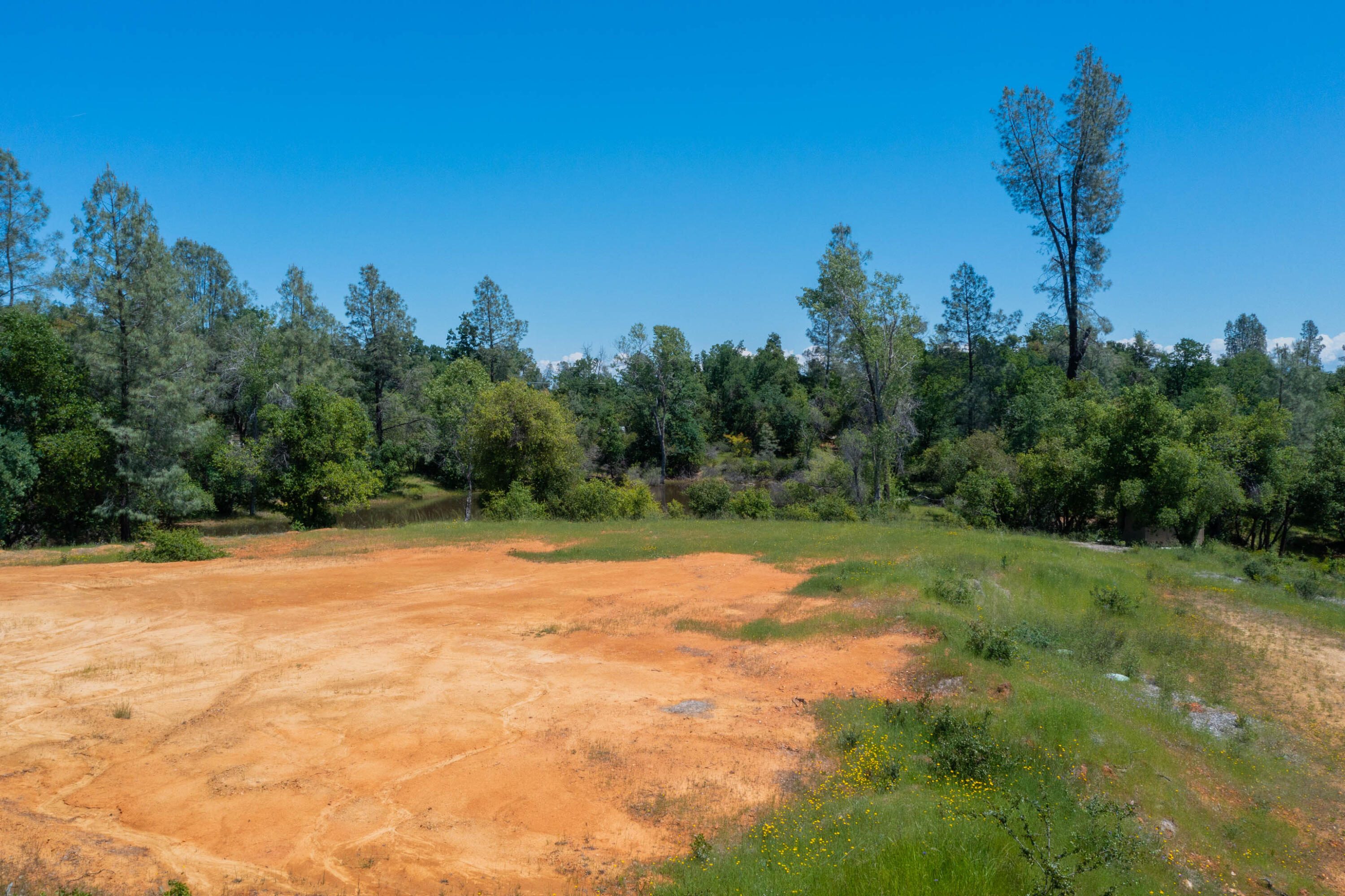 Land in Redding 4