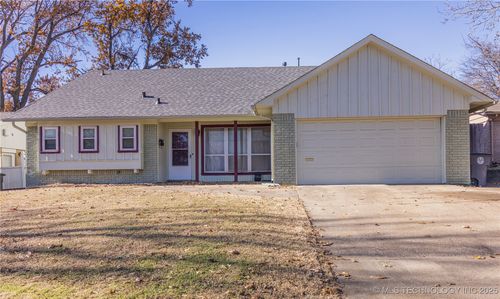1550 S 68th East Ave, Tulsa, OK, 74112-7419 | Card Image