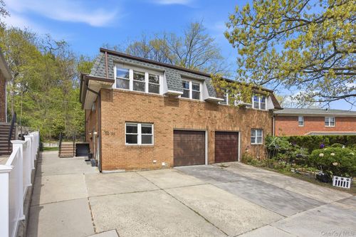 6933 Little Neck Pkwy, Glen Oaks, NY, 11004-1053 | Card Image