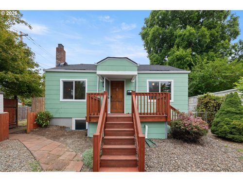 2132 Se Reedway St, Portland, OR, 97202-5135 | Card Image