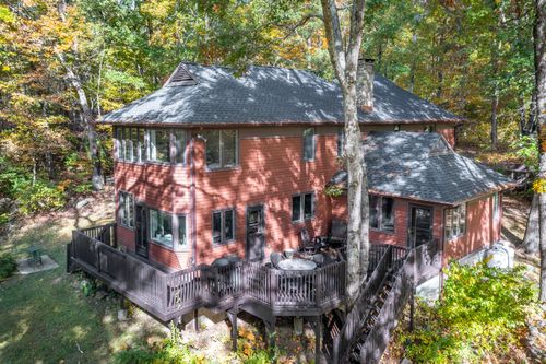 45 Stone Fences Ln, South Kent, CT, 06785-1307 | Card Image