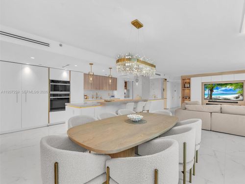 apt-6e-19707 Turnberry Way, Aventura, FL, 33180-2502 | Card Image