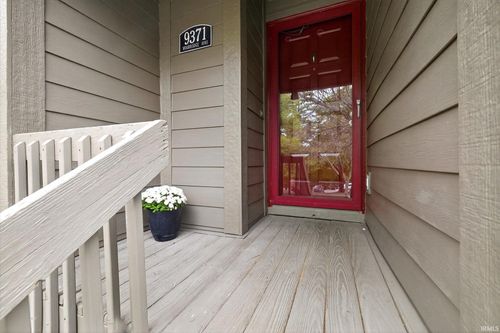 9371 S Lake Ridge Dr, Bloomington, IN, 47401-9504 | Card Image