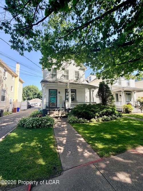 435 Chestnut Ave, Kingston, PA, 18704-3605 | Card Image