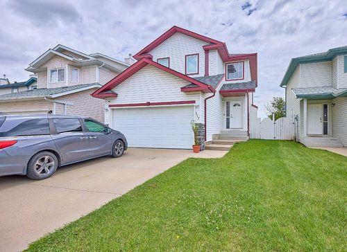 117 Douglas Ridge Cir Se, Calgary, AB, T2Z3C2 | Card Image