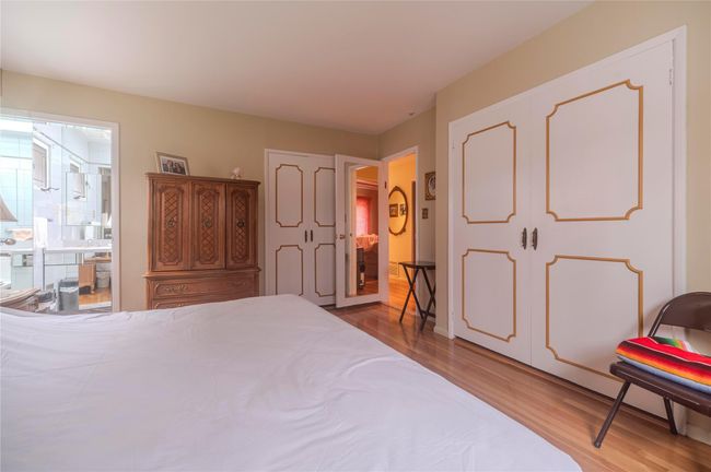 MBR w 2 lg closets and full bath | Image 9