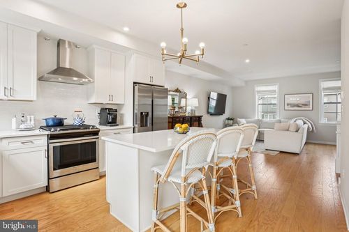 306 Rock Run Cir, BROOMALL, PA, 19008-2600 | Card Image