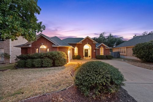 6925 Auckland Dr, Austin, TX, 78749-4160 | Card Image