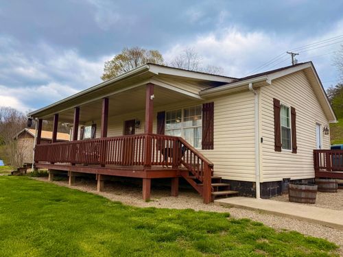 19499 State Route 93, Wellston, OH, 45692-9055 | Card Image