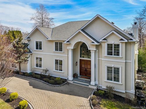 2 Tompkins Ct, Nyack, NY, 10960-1225 | Card Image