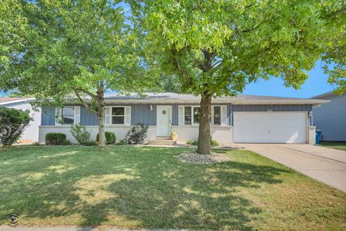 1422 W 97th Pl, Crown Point, IN, 46307 | Card Image