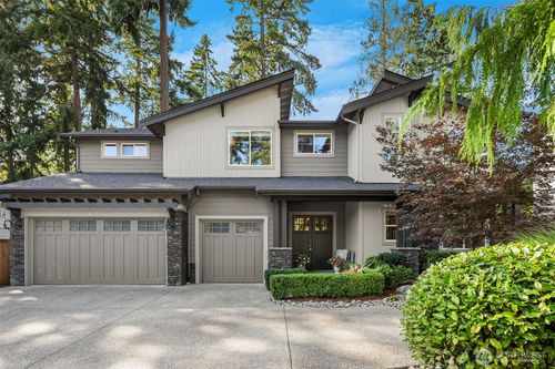 4525 90th Ave Se, Mercer Island, WA, 98040-4429 | Card Image