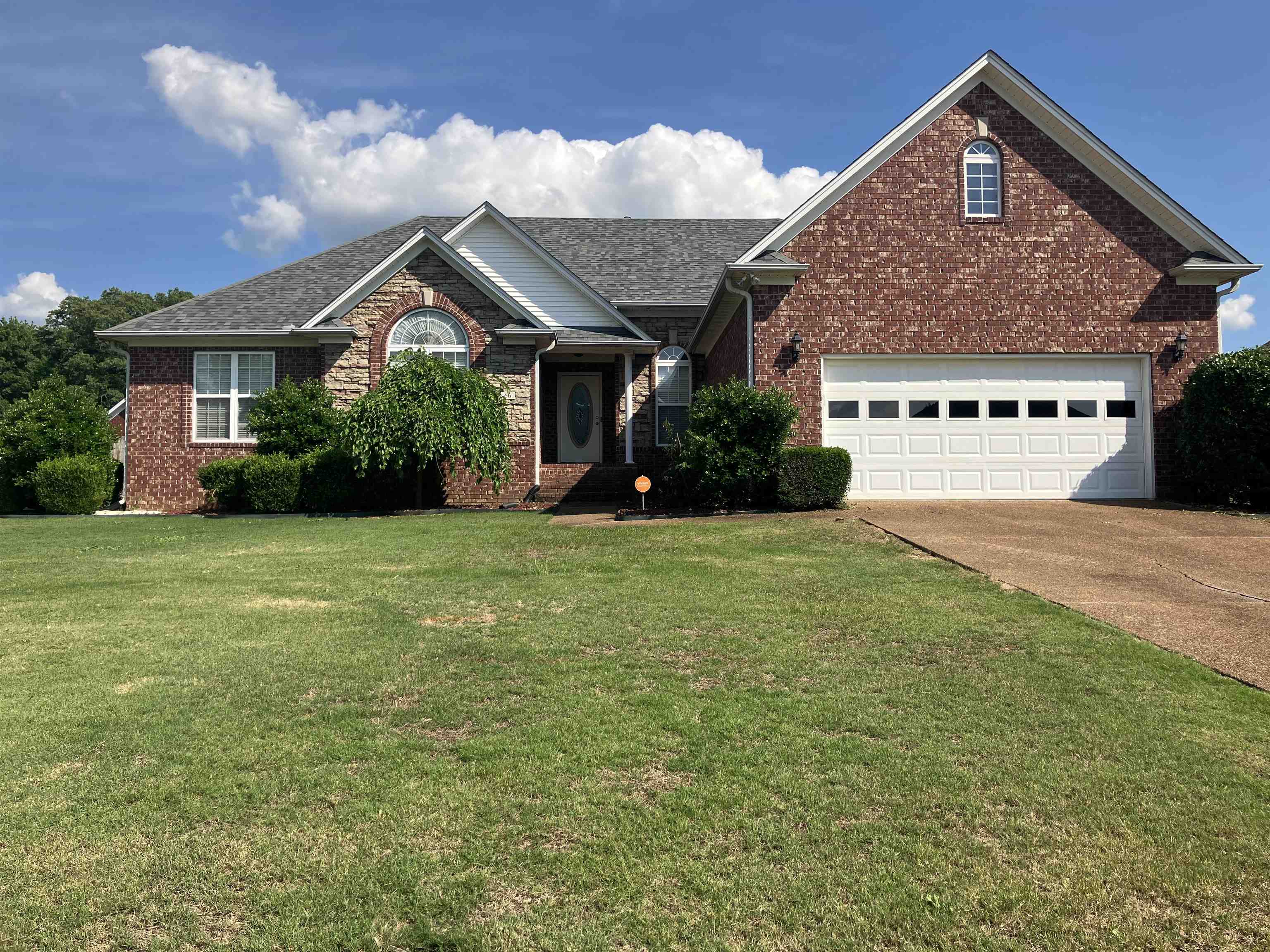 Saddle Tree Dr, Humboldt, TN 38343