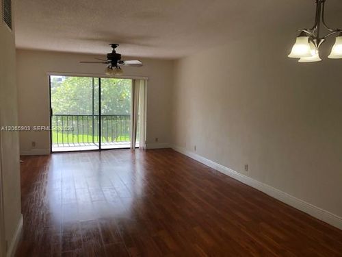 c207-3119 Oakland Shores Dr, Oakland Park, FL, 33309-5692 | Card Image