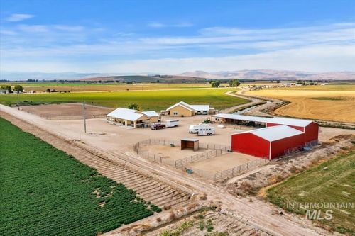 8018 Stage Coach Rd, Melba, ID, 83641-5000 | Card Image