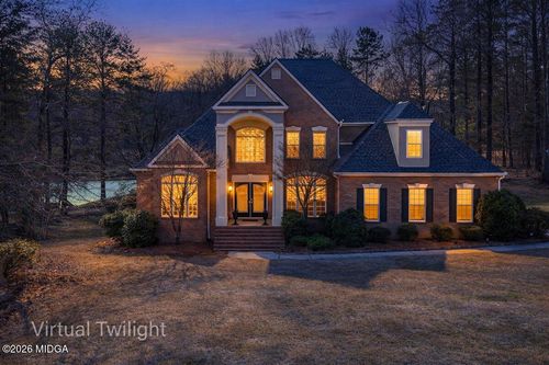 405 Laurel Pl, Macon, GA, 31220-8761 | Card Image