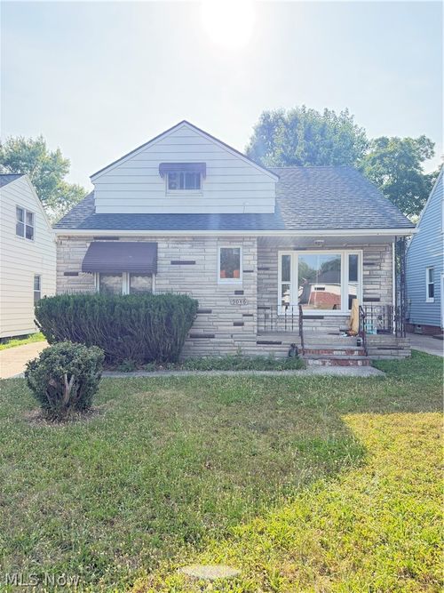 5046 Philip Ave, Maple Heights, OH, 44137-1444 | Card Image