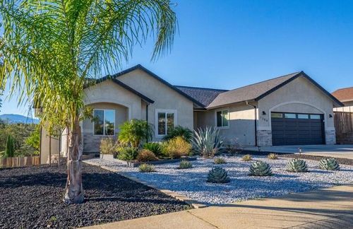 1384 Spinnaker Dr, Redding, CA, 96003-5314 | Card Image