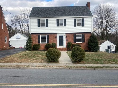 516 N Market St, Salem, VA, 24153-3714 | Card Image