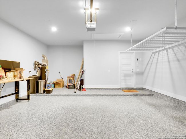 7105 Walkers Loop, House other with 3 bedrooms, 2 bathrooms and null parking in San Antonio TX | Image 33